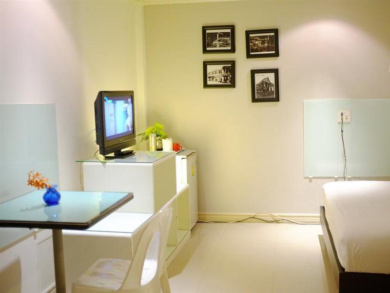 ปรินซ์ เฮาส์ Hotel กรุงเทพมหานคร ภายนอก รูปภาพ
